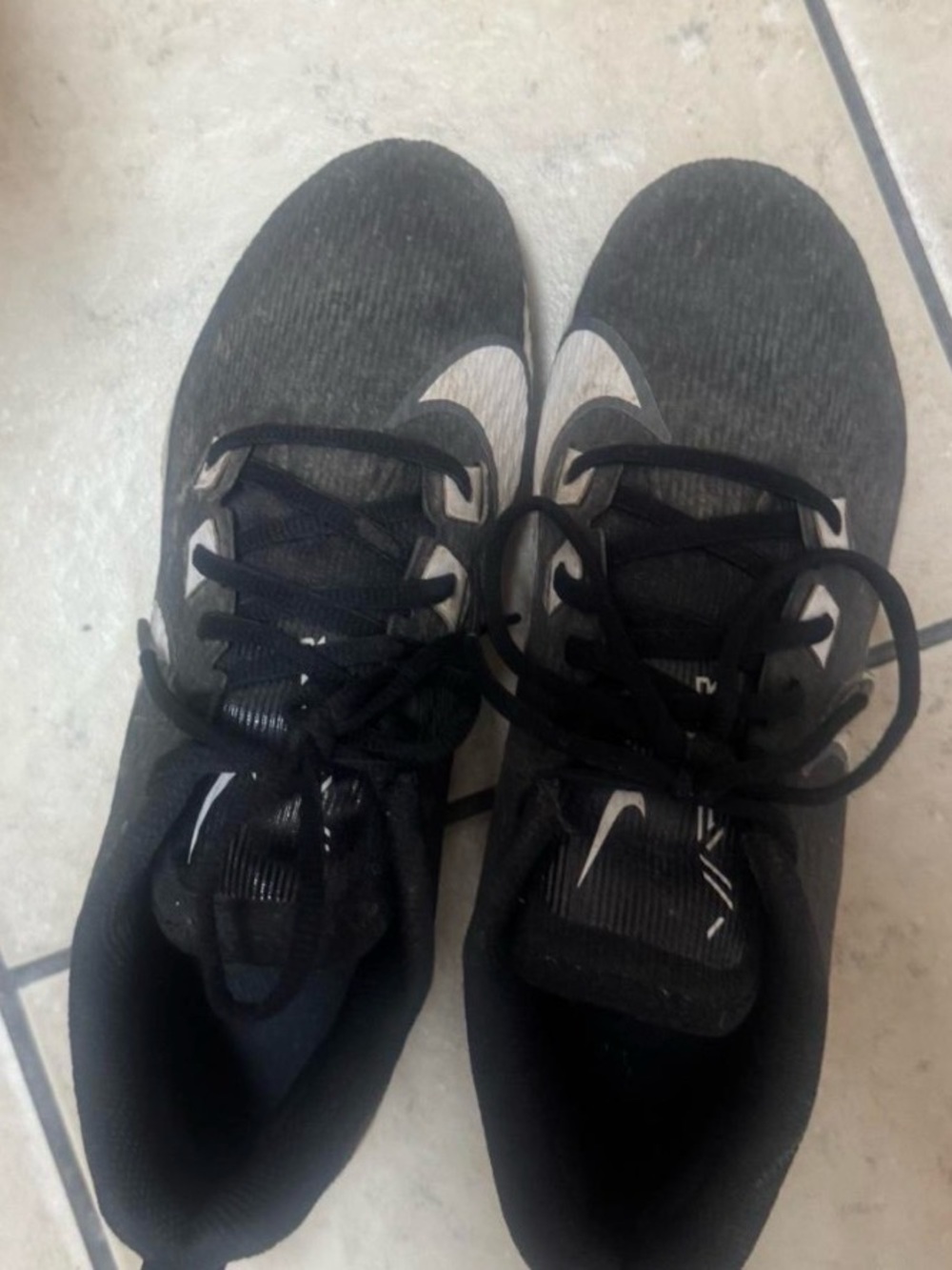 Nike Men’s Black and White Athletic Training Shoes